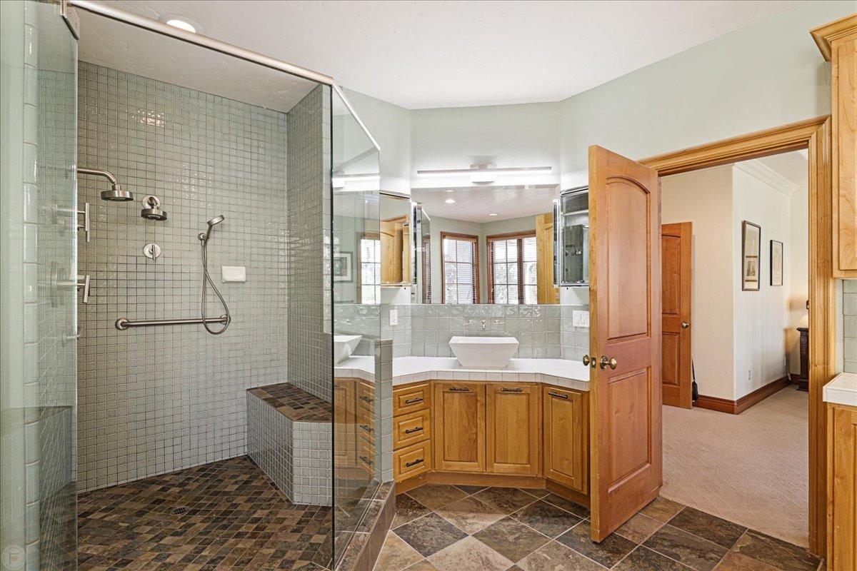 20 Mosswood Ct, Copperopolis, CA 95228