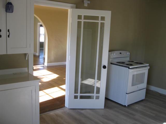 545 W MAIN St, Turlock, CA 95380