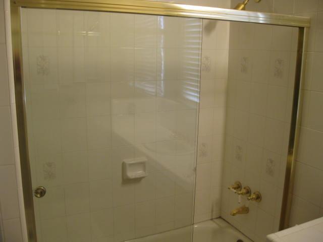 545 W MAIN St, Turlock, CA 95380