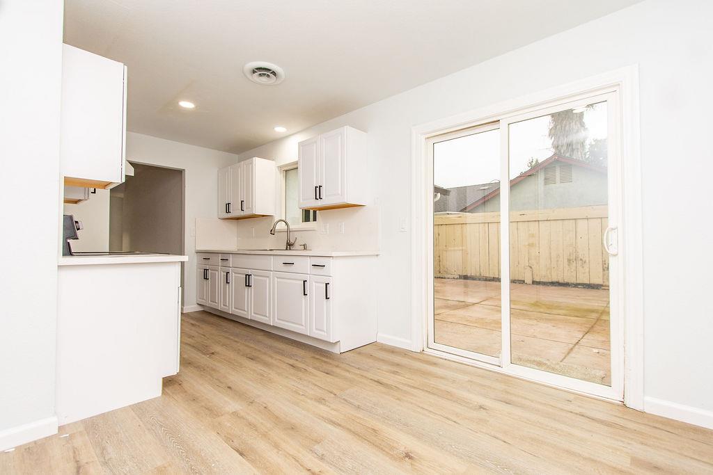 2016 Scotch Pine Dr, Modesto, CA 95351