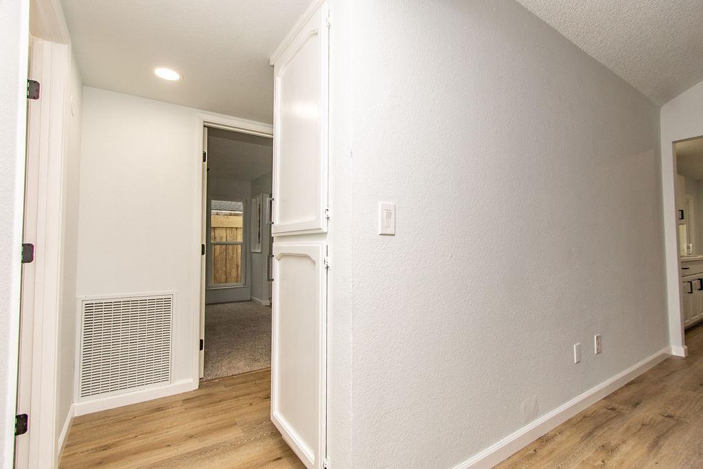 2016 Scotch Pine Dr, Modesto, CA 95351