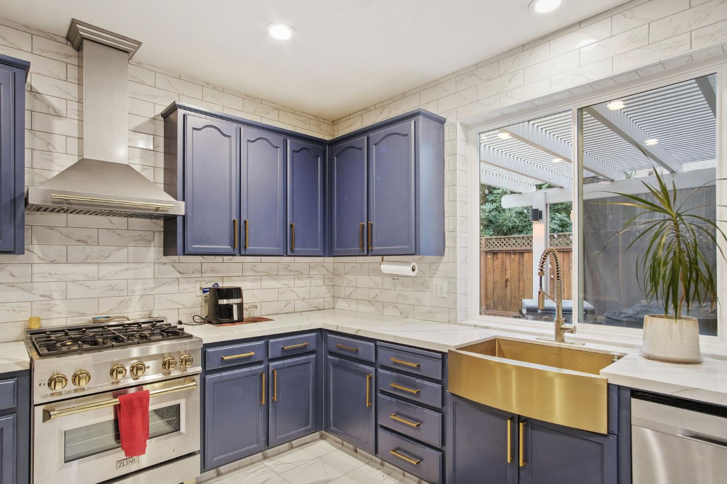 4109 Spring Valley Ct, Modesto, CA 95356