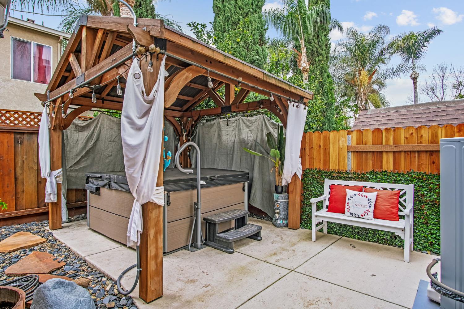 4109 Spring Valley Ct, Modesto, CA 95356