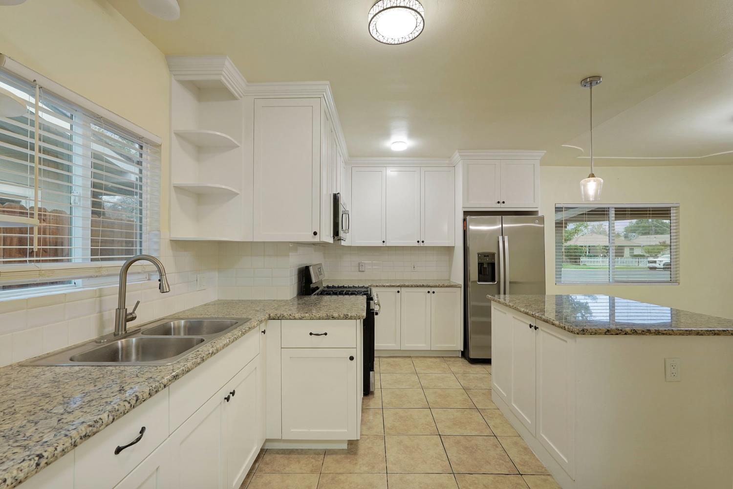 129 Sunset Blvd, Modesto, CA 95351