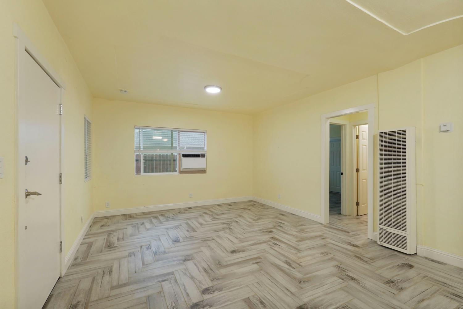 129 Sunset Blvd, Modesto, CA 95351