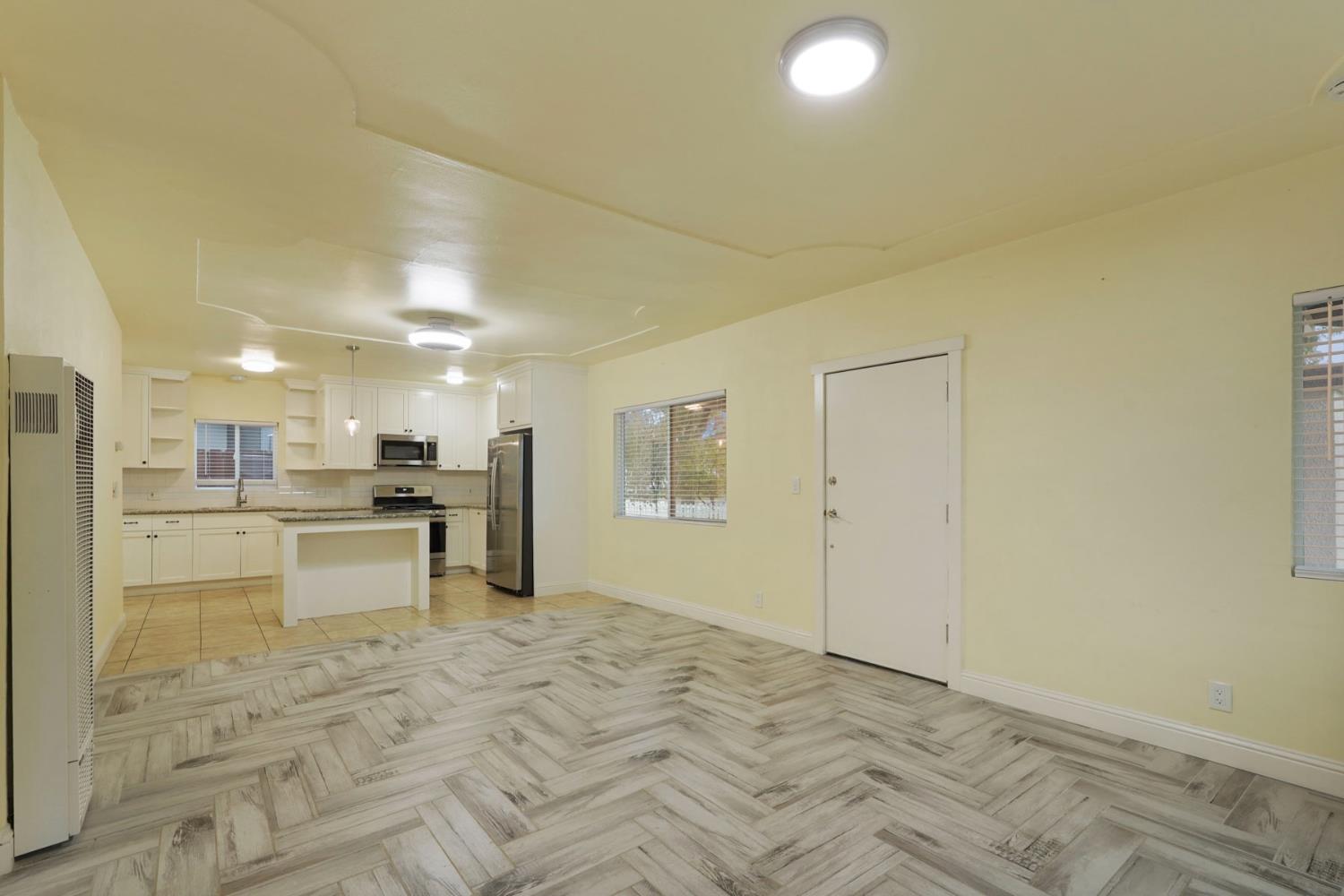 129 Sunset Blvd, Modesto, CA 95351