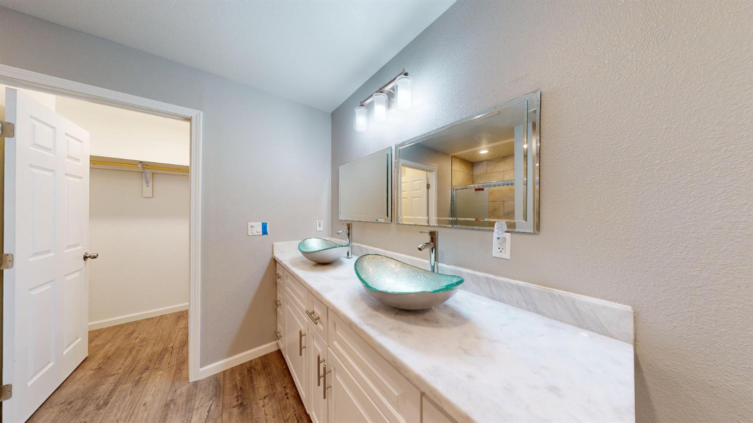 209 Crater Ave, Modesto, CA 95351