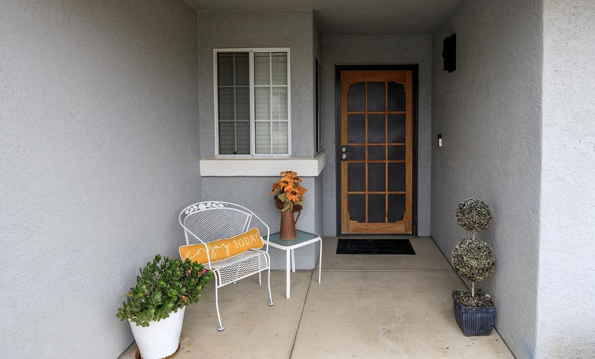 7699 E Hannah Ave, Hilmar, CA 95324