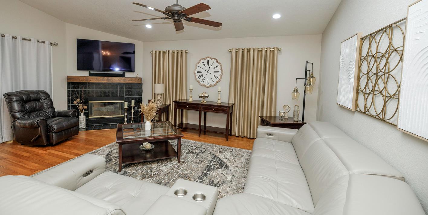 7699 E Hannah Ave, Hilmar, CA 95324