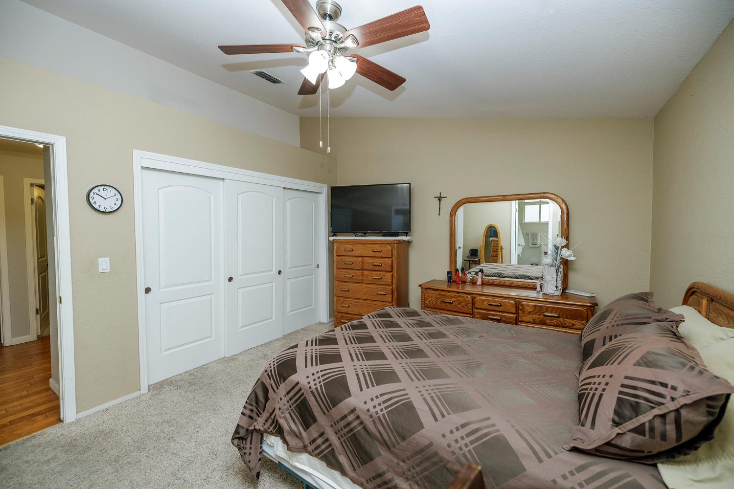 7699 E Hannah Ave, Hilmar, CA 95324