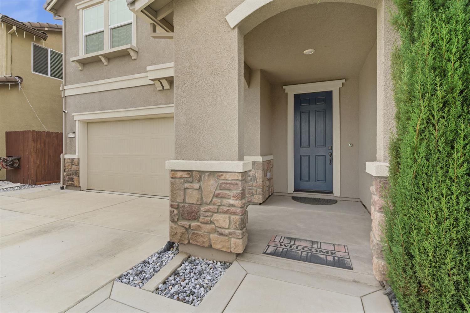 1653 Dairy Ln, Manteca, CA 95337