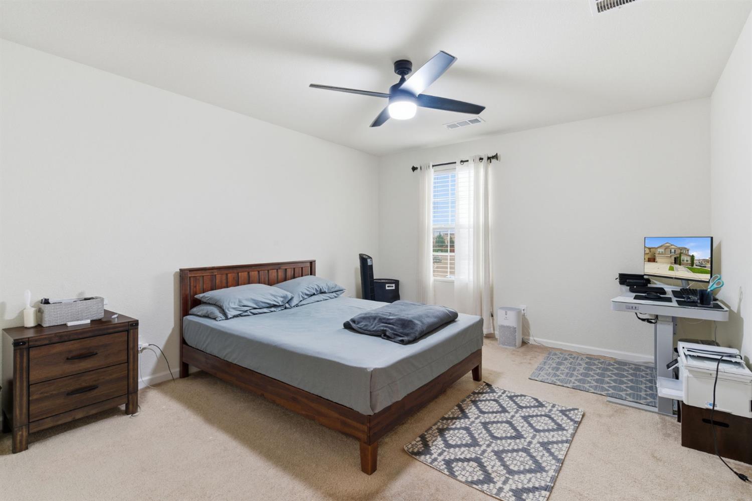 1653 Dairy Ln, Manteca, CA 95337