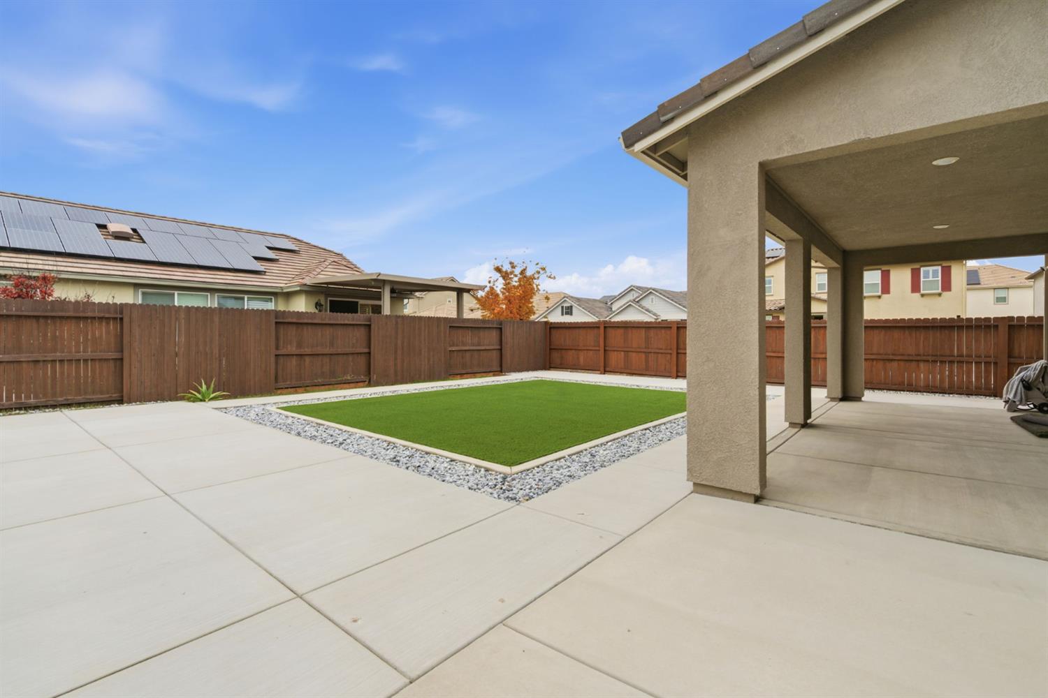 1653 Dairy Ln, Manteca, CA 95337