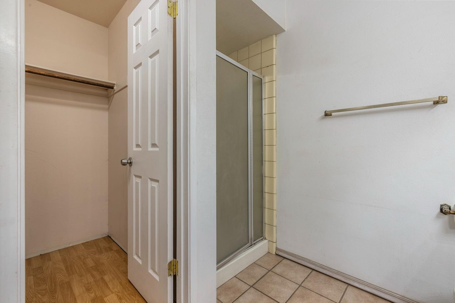 1205 Kara Ln, Modesto, CA 95355