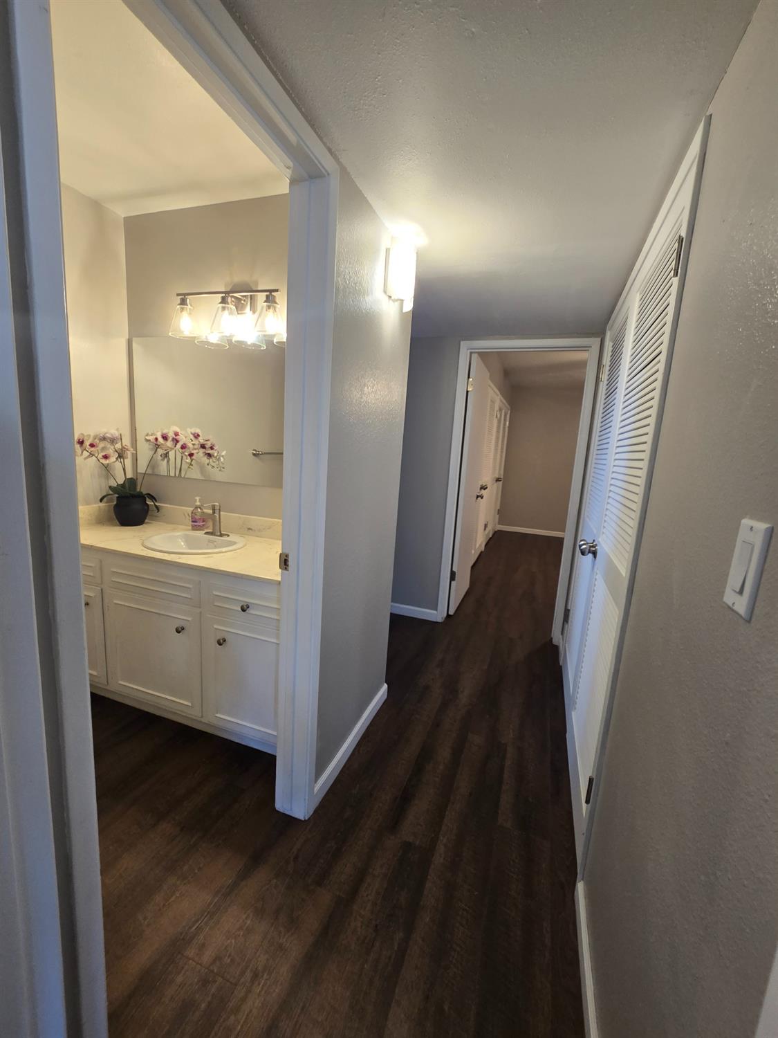 617 W Granger Ave #1, Modesto, CA 95350