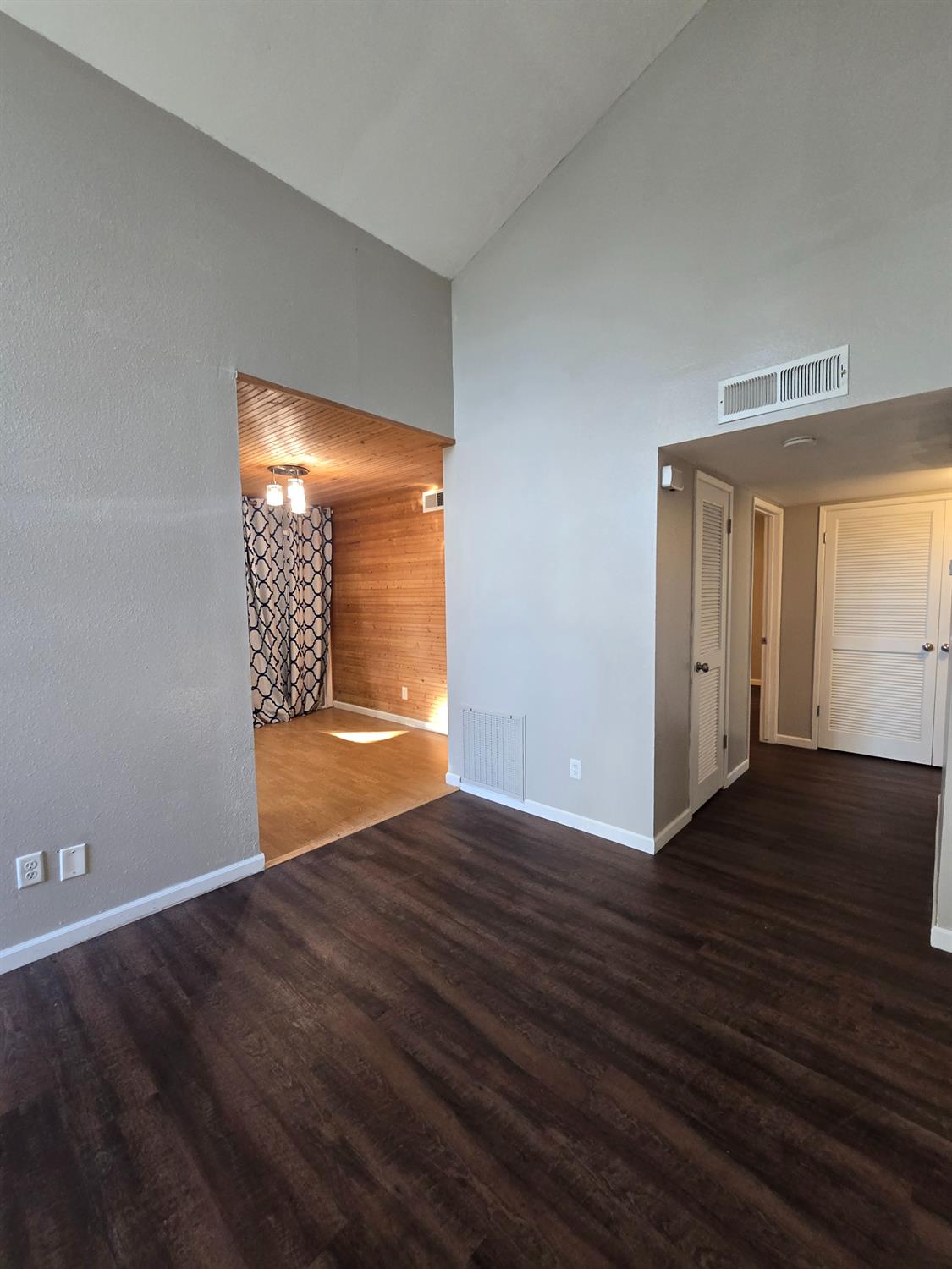 617 W Granger Ave #1, Modesto, CA 95350