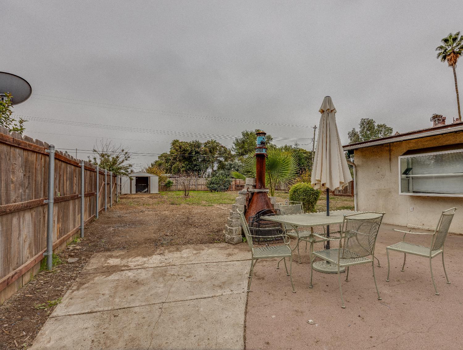 1570 E 26th St, Merced, CA 95340