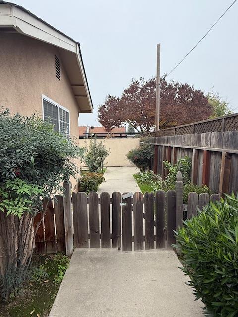 917 Woodrow Ave, Modesto, CA 95350