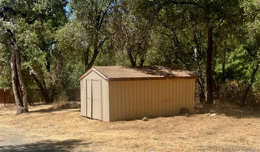 3568 Manzanita Rd, Mariposa, CA 95338