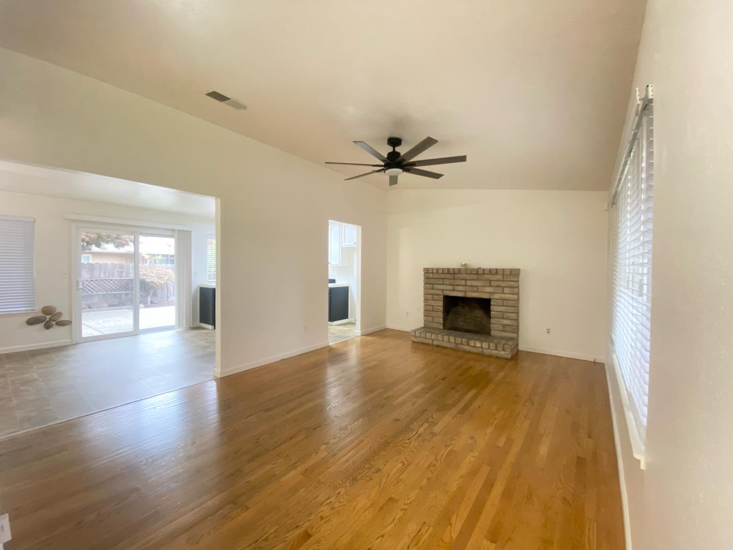 2301 McRitchie Way, Modesto, CA 95355