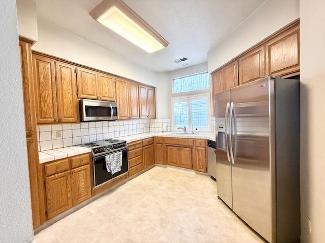 1113 Copper Cottage Ln, Modesto, CA 95355