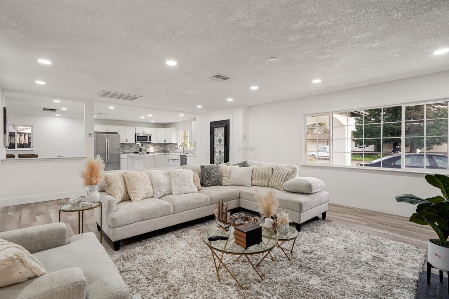 1905 Michel Ave, Modesto, CA 95358