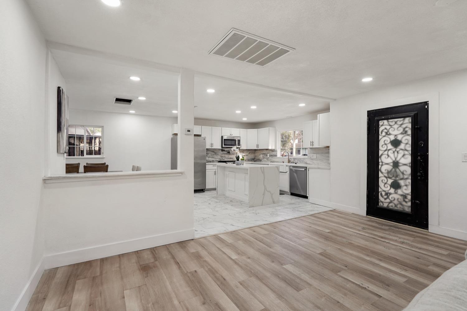 1905 Michel Ave, Modesto, CA 95358