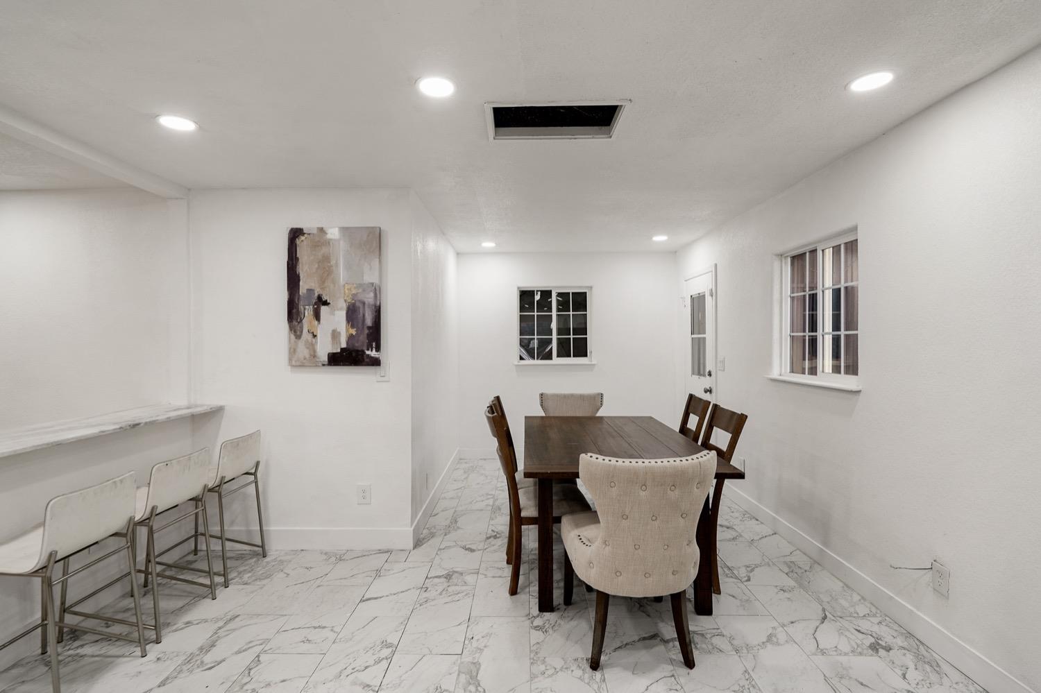 1905 Michel Ave, Modesto, CA 95358