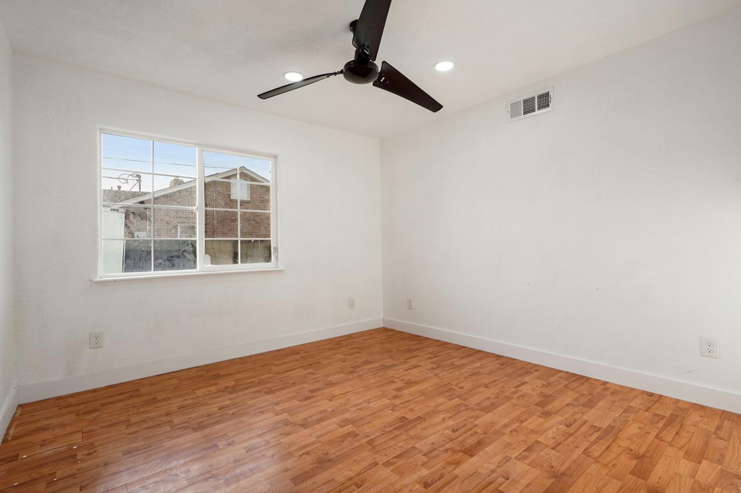 1905 Michel Ave, Modesto, CA 95358