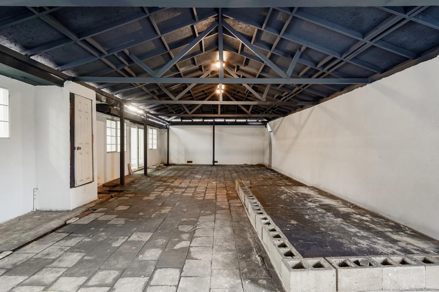 1905 Michel Ave, Modesto, CA 95358