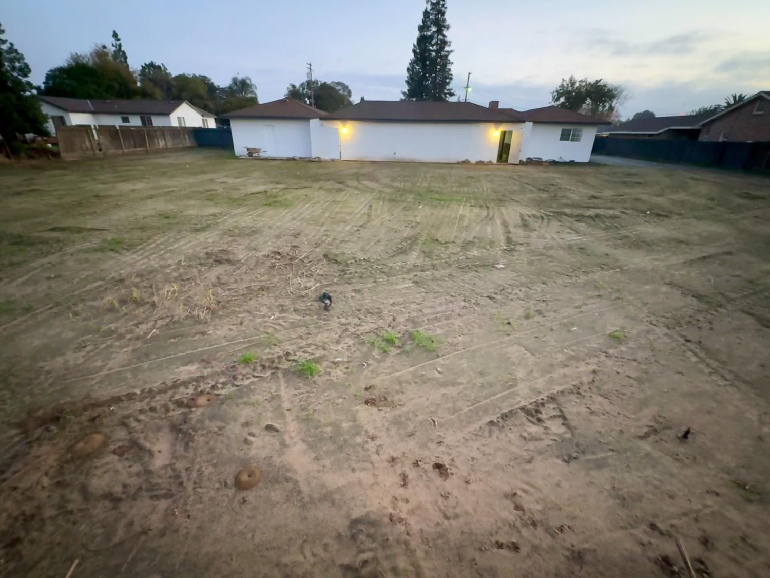 1905 Michel Ave, Modesto, CA 95358