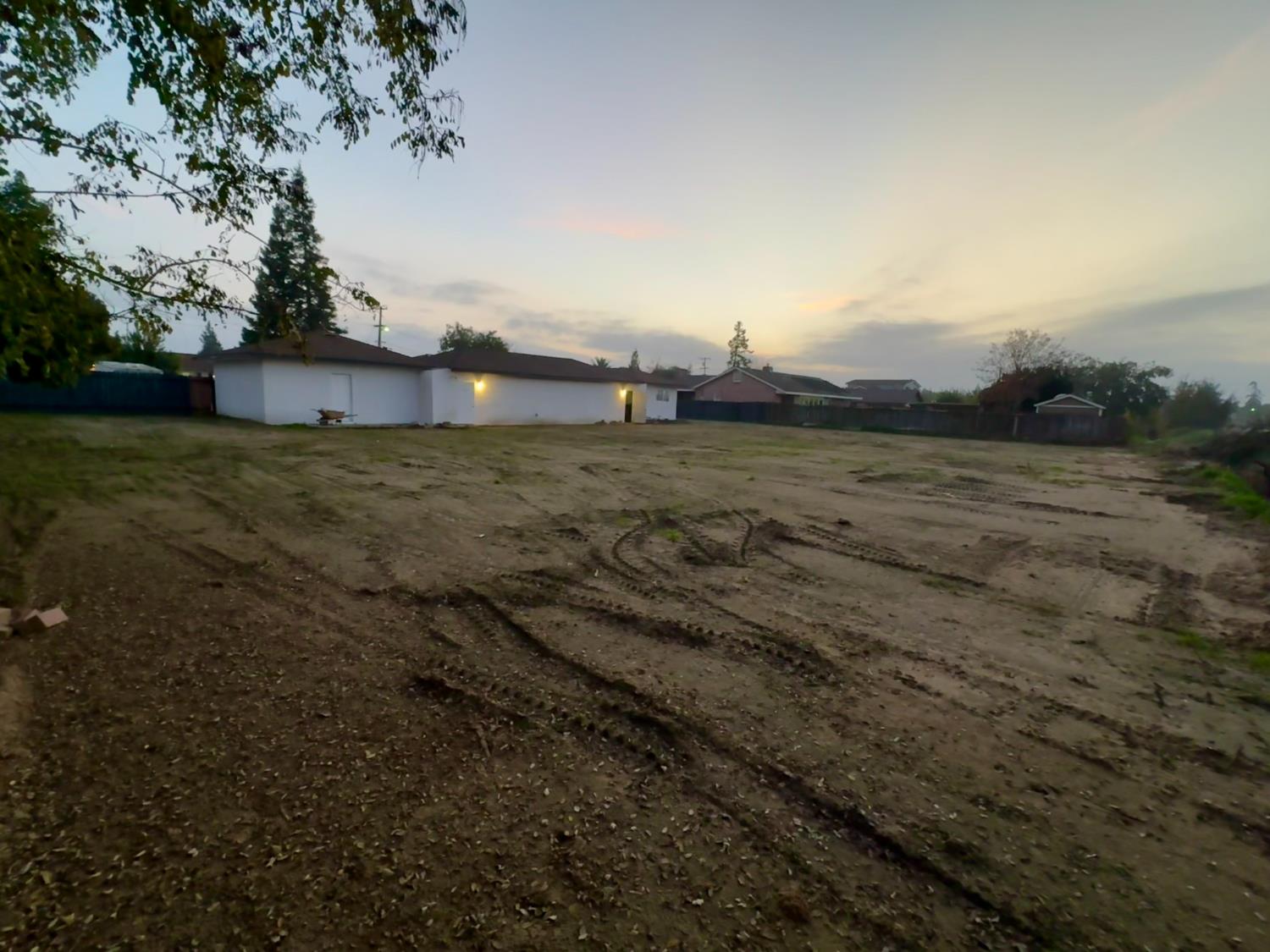 1905 Michel Ave, Modesto, CA 95358