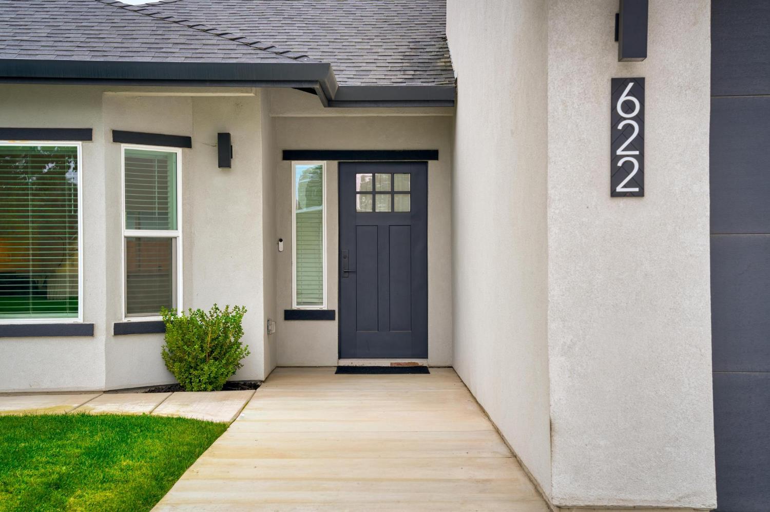 622 N Stockton Ave, Ripon, CA 95366