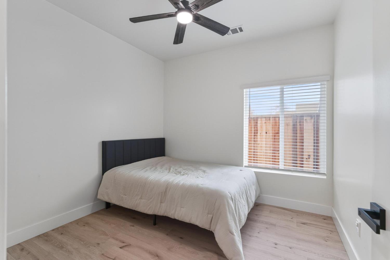 622 N Stockton Ave, Ripon, CA 95366