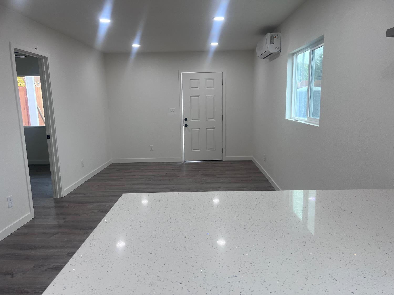 799 8th St, Turlock, CA 95380