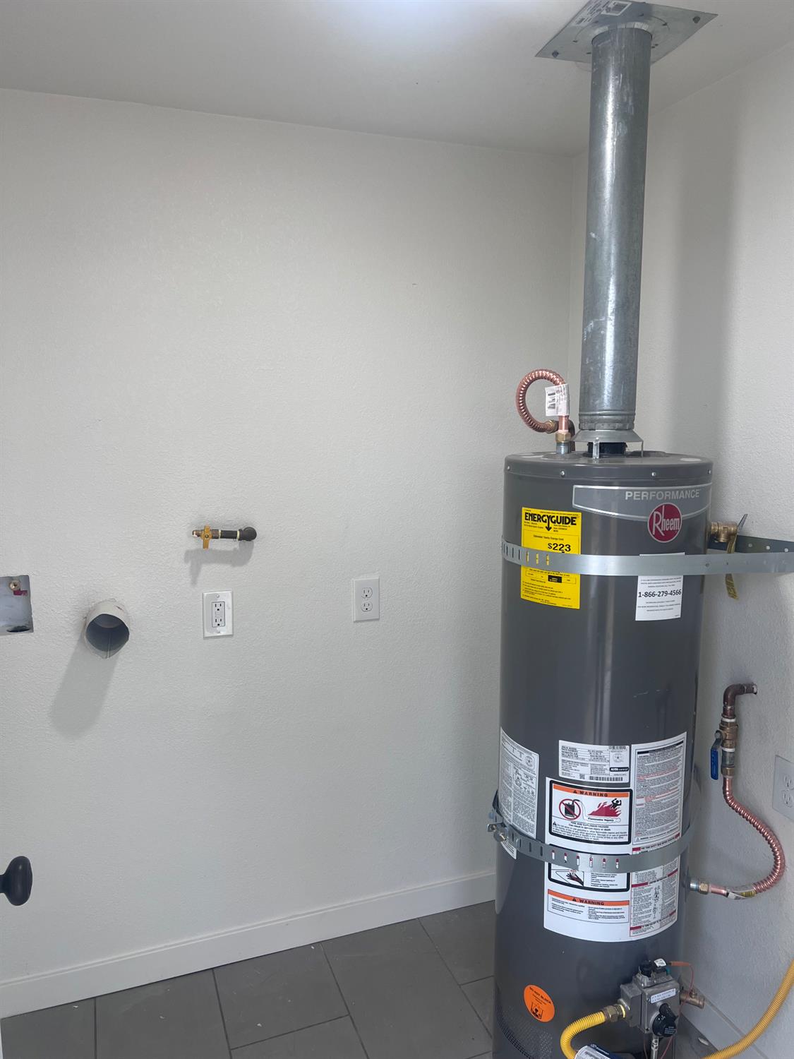 799 8th St, Turlock, CA 95380