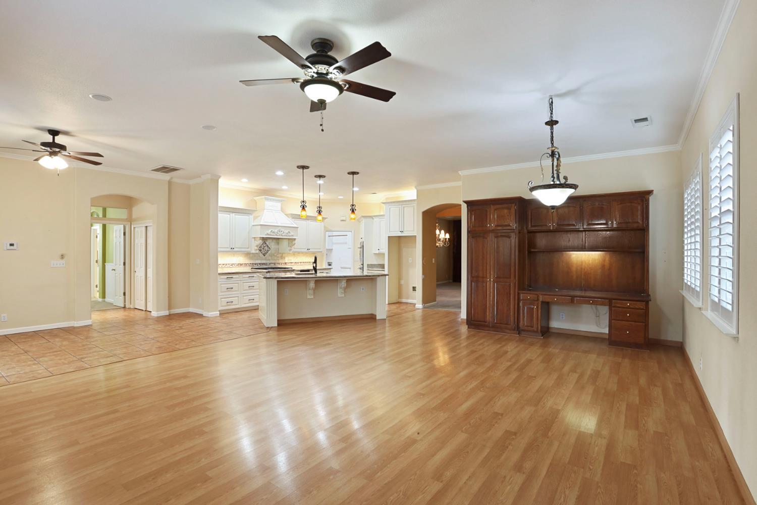 2804 Sagemill Dr, Modesto, CA 95355