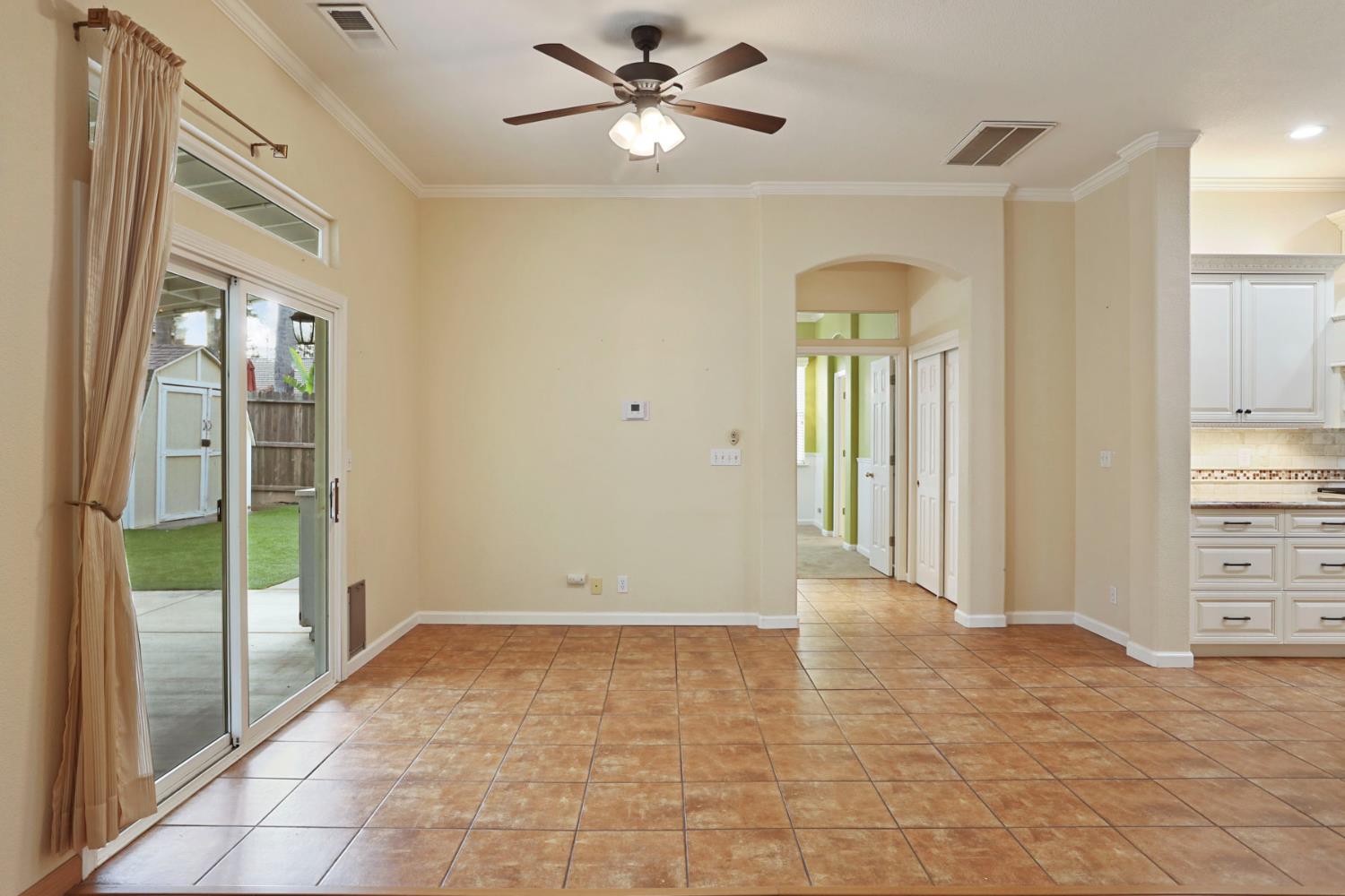 2804 Sagemill Dr, Modesto, CA 95355