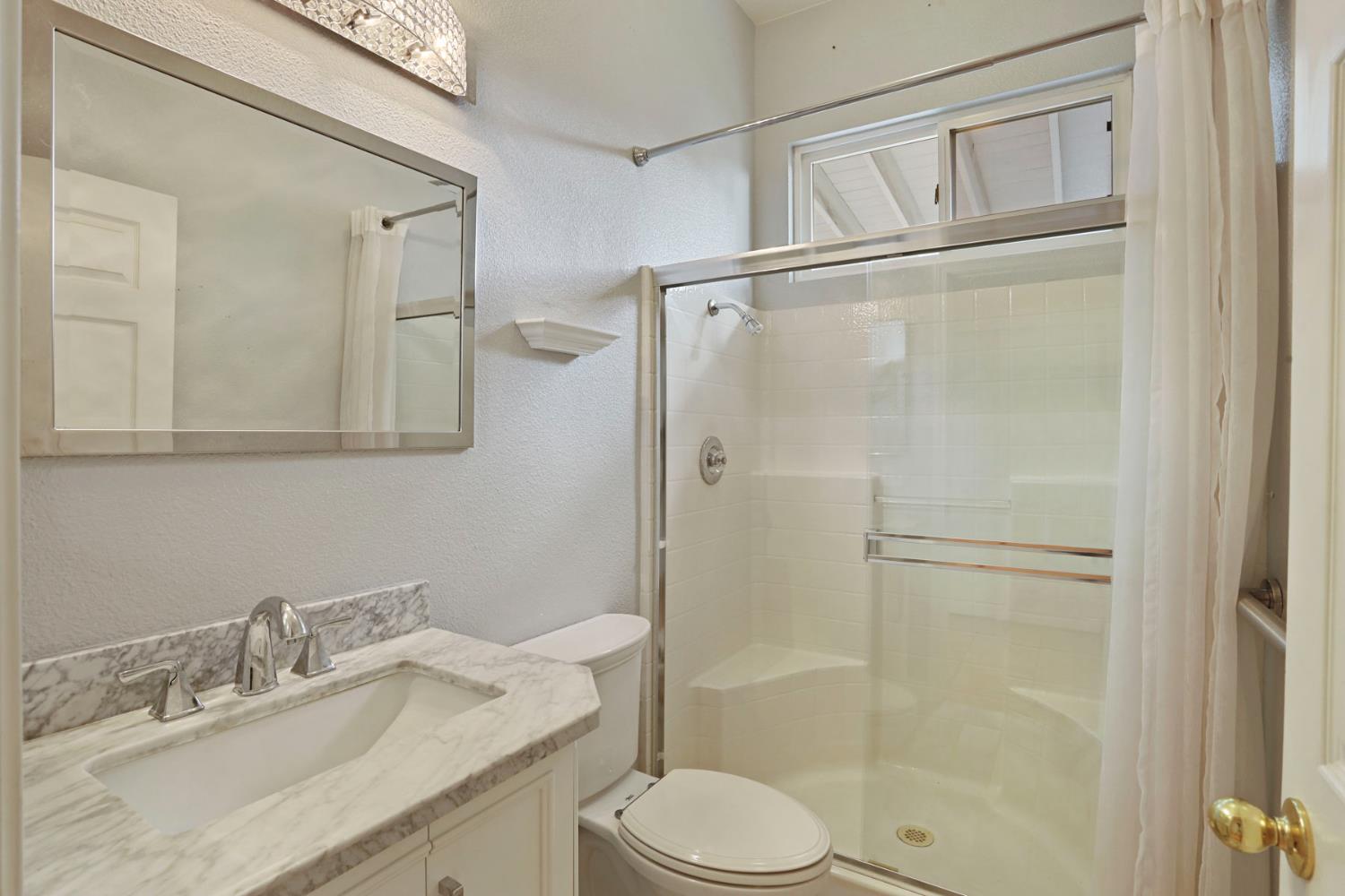 2804 Sagemill Dr, Modesto, CA 95355