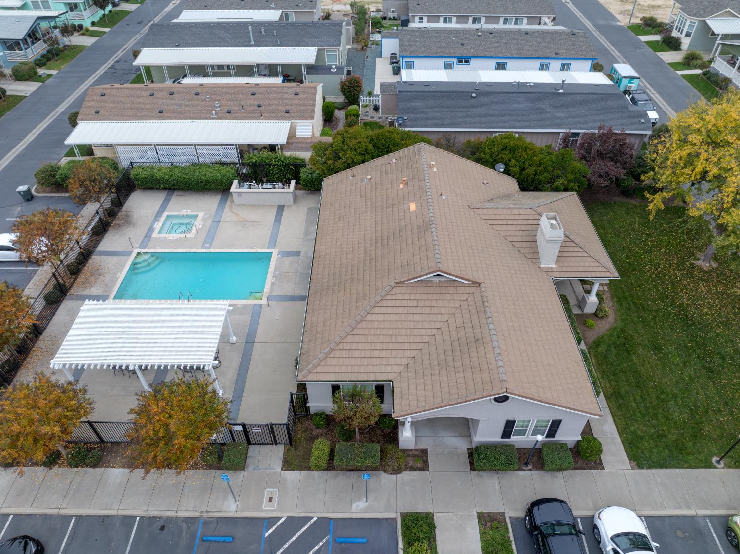 1568 Queen Way, Livingston, CA 95334