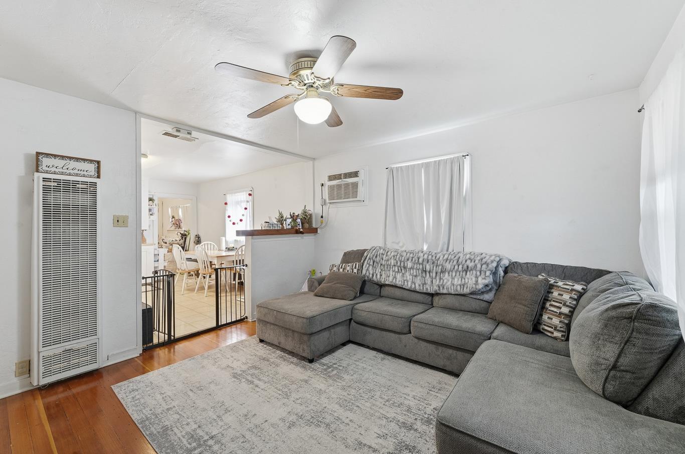 237 Church Ave, Oakdale, CA 95361