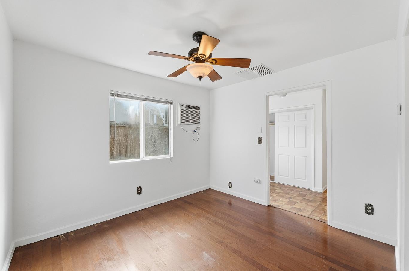 237 Church Ave, Oakdale, CA 95361