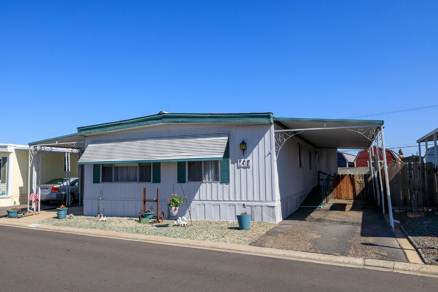 2505 Jackson Ave #145, Escalon, CA 95320