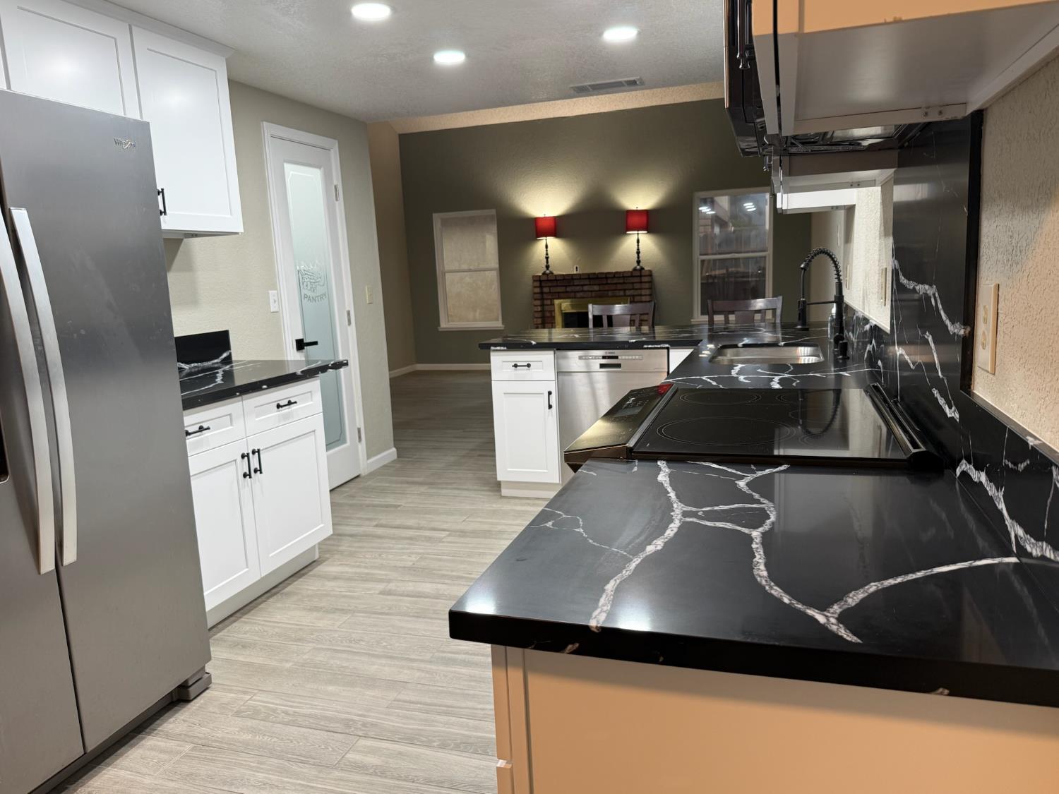 3945 Sparrow Ct, Modesto, CA 95356