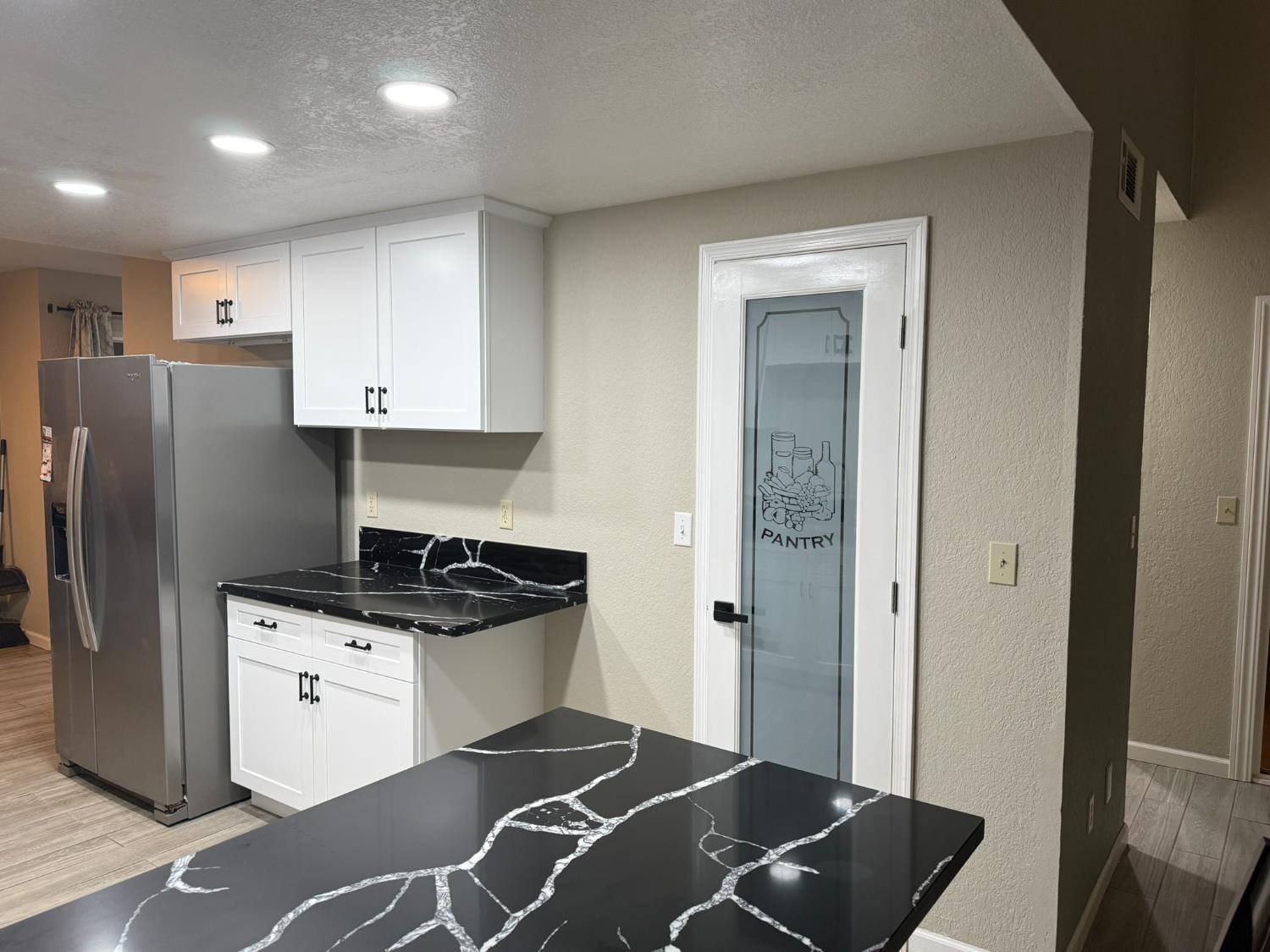 3945 Sparrow Ct, Modesto, CA 95356