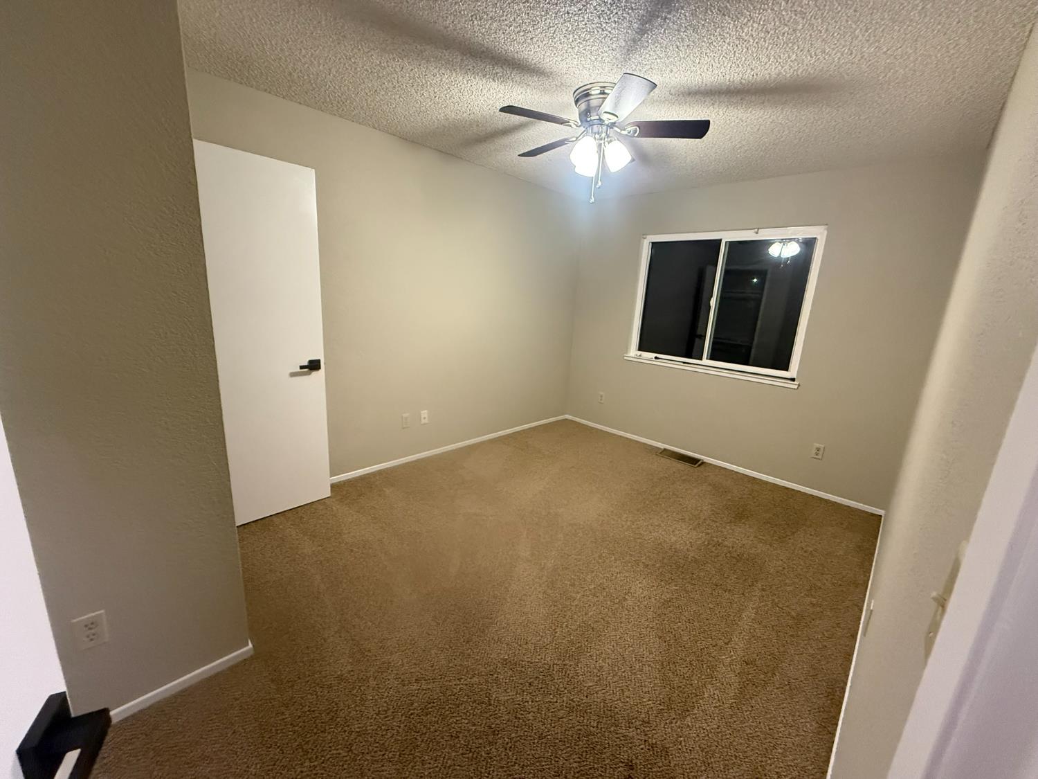 3945 Sparrow Ct, Modesto, CA 95356