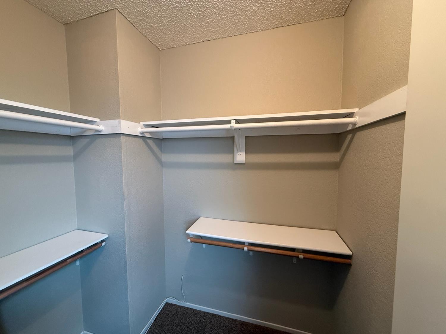 3945 Sparrow Ct, Modesto, CA 95356