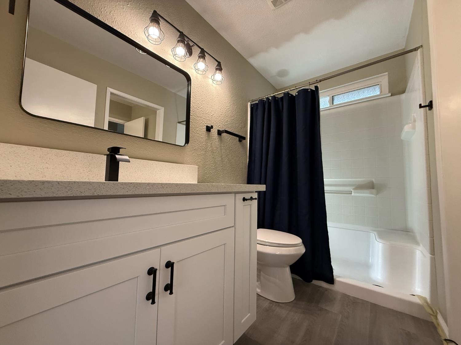 3945 Sparrow Ct, Modesto, CA 95356