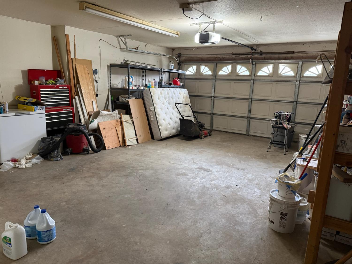 3945 Sparrow Ct, Modesto, CA 95356