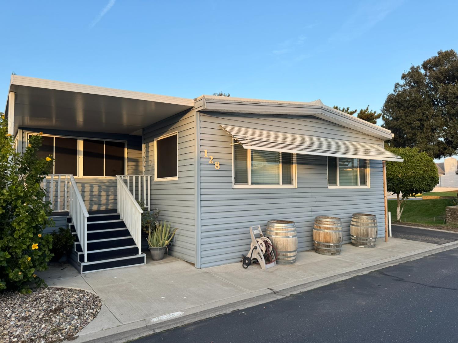 1830 E Yosemite #128, Manteca, CA 95336